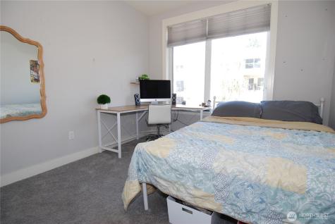 3217 Eastlake Avenue E Seattle WA 98102