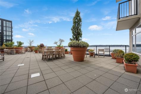2607 Western Avenue Seattle WA 98121