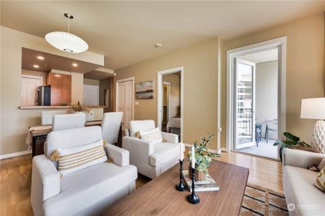 2607 Western Avenue Seattle WA 98121