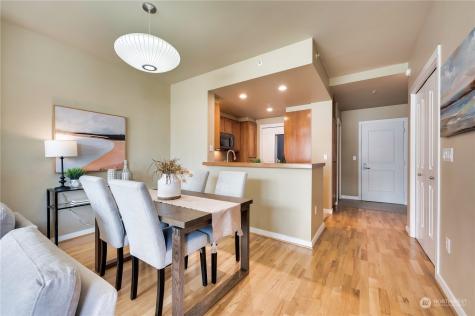 2607 Western Avenue Seattle WA 98121