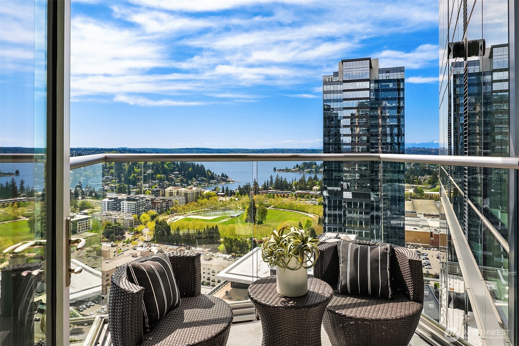 500 106th Avenue NE Bellevue WA 98004