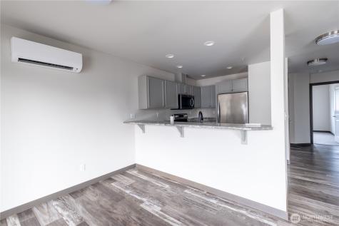 1651 SW Mulberry Oak Harbor WA 98277