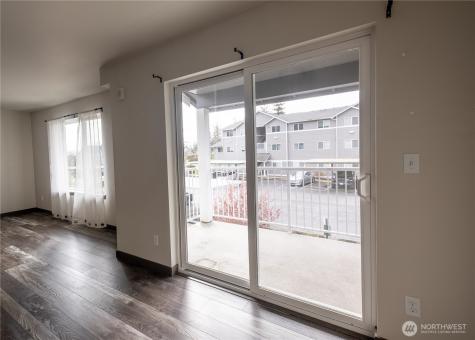 1651 SW Mulberry Oak Harbor WA 98277