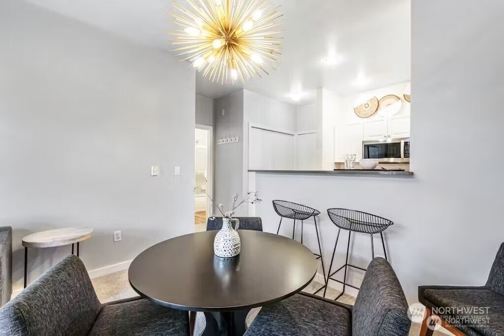 2414 1st Avenue Seattle WA 98121