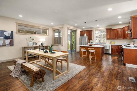 557 SE Andrews Street Issaquah WA 98027