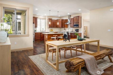 557 SE Andrews Street Issaquah WA 98027
