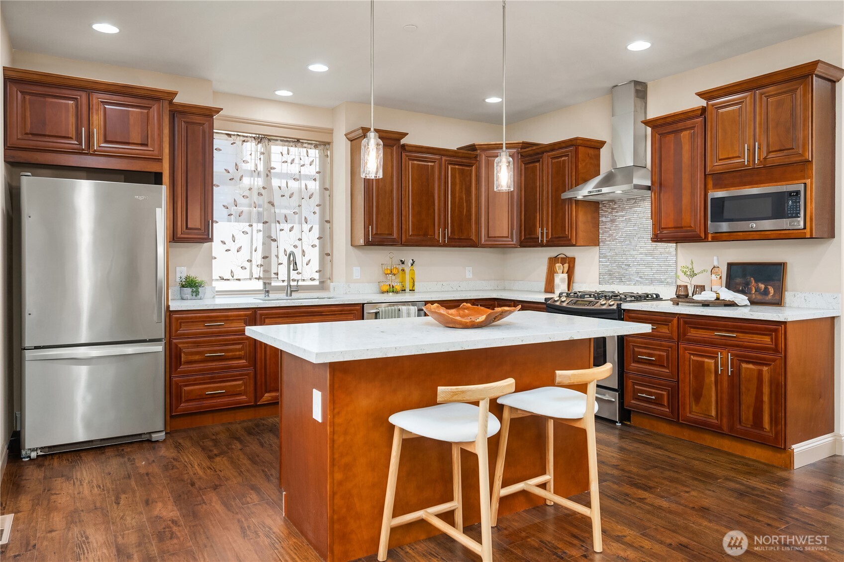 557 SE Andrews Street Issaquah WA 98027