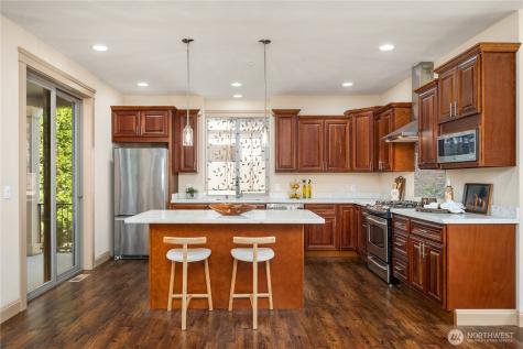 557 SE Andrews Street Issaquah WA 98027