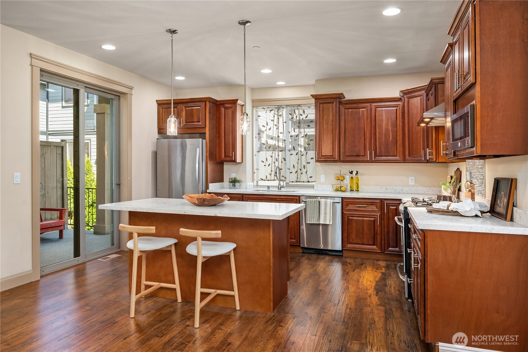 557 SE Andrews Street Issaquah WA 98027