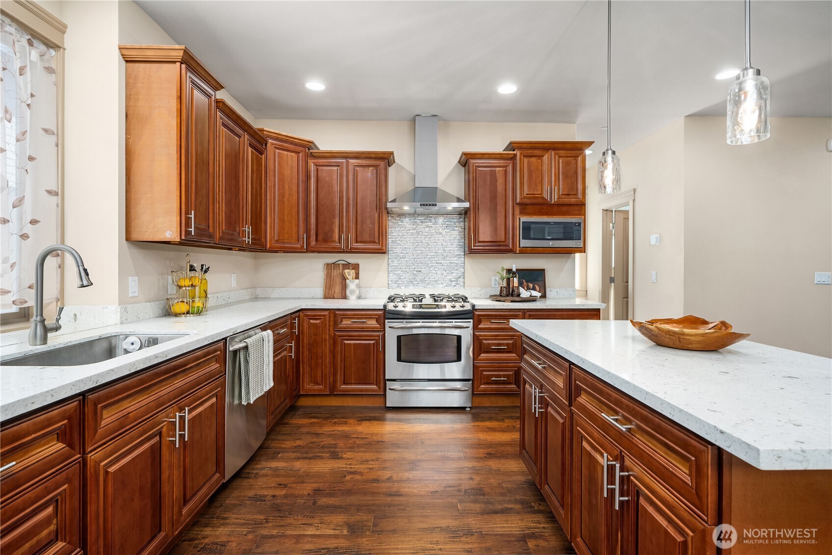 557 SE Andrews Street Issaquah WA 98027