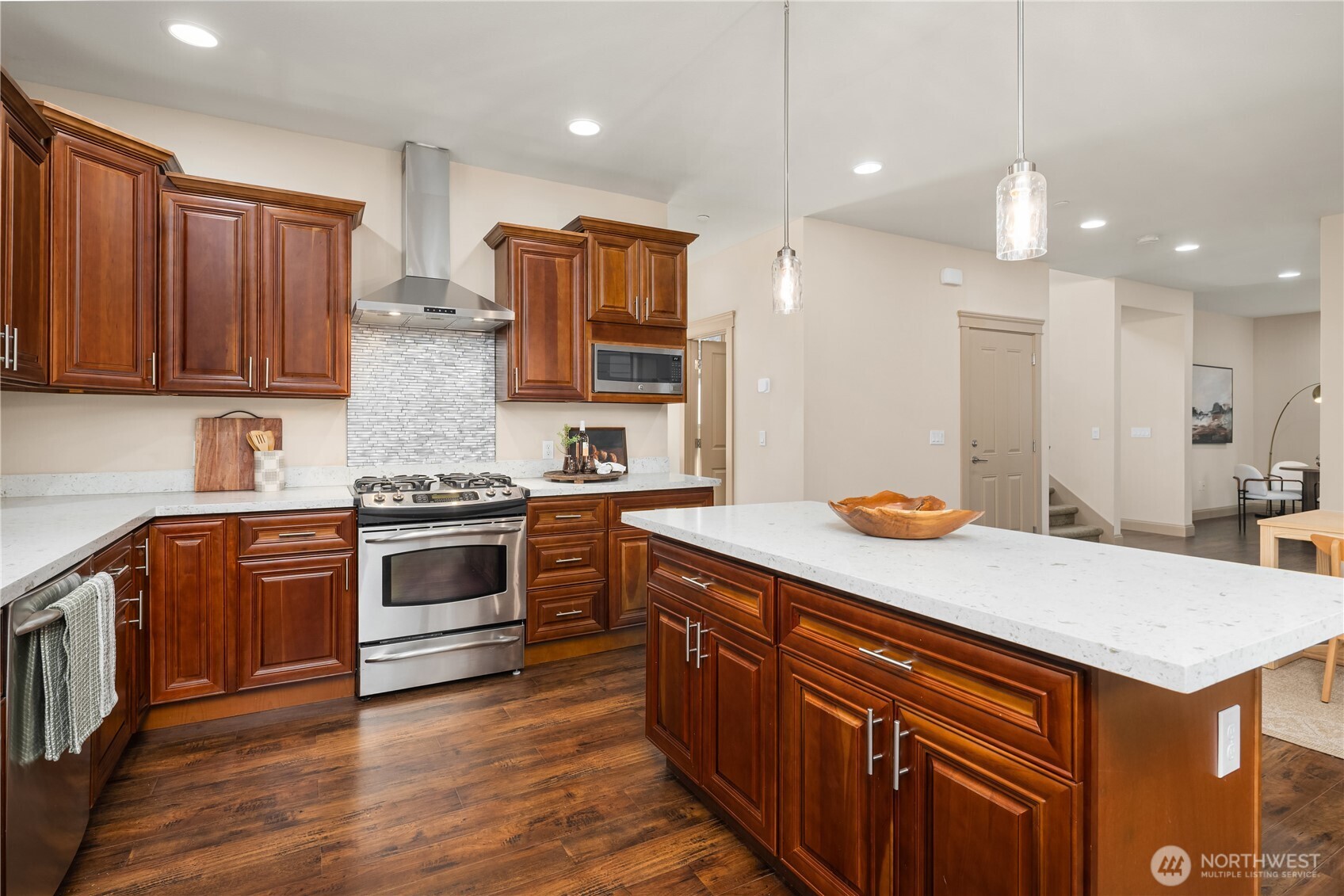 557 SE Andrews Street Issaquah WA 98027