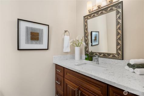 557 SE Andrews Street Issaquah WA 98027