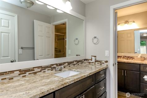 7117 40th Street W University Place WA 98466