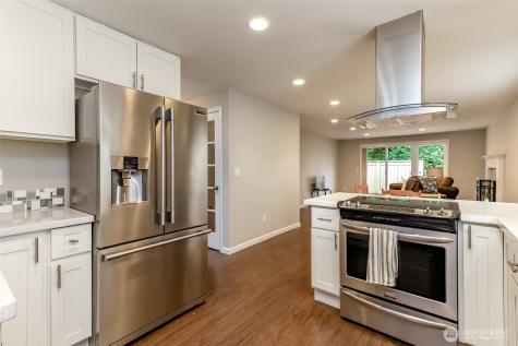 7117 40th Street W University Place WA 98466