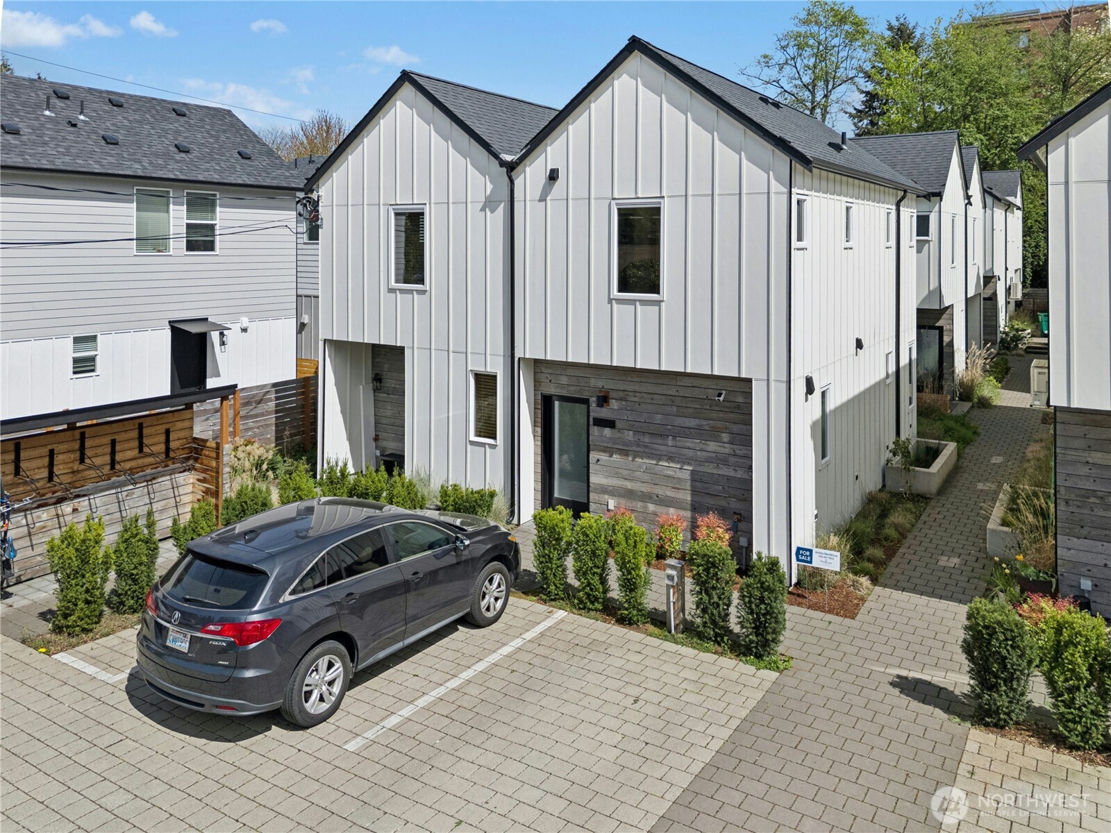 10354 Wallingford Avenue N Seattle WA 98133