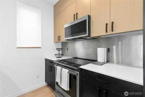 10354 Wallingford Avenue N Seattle WA 98133
