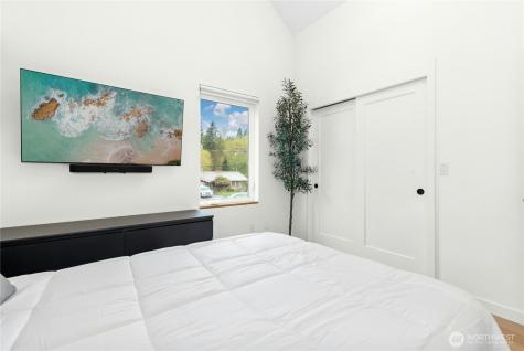 10354 Wallingford Avenue N Seattle WA 98133