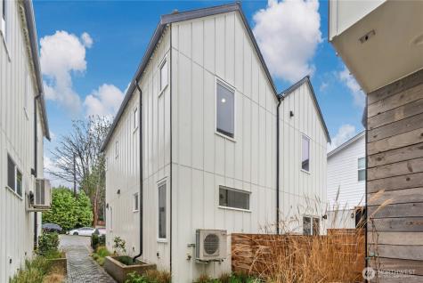 10354 Wallingford Avenue N Seattle WA 98133