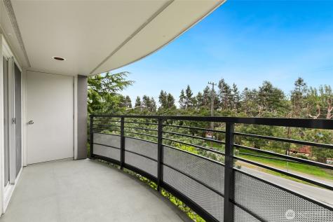 2000 W Barrett Street Seattle WA 98199