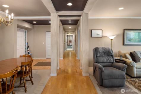 102 State Street S Kirkland WA 98033