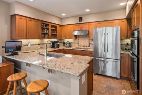 102 State Street S Kirkland WA 98033