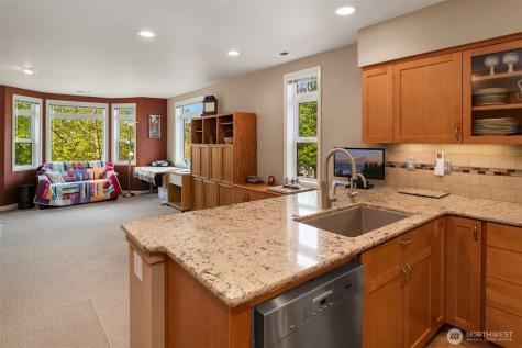 102 State Street S Kirkland WA 98033