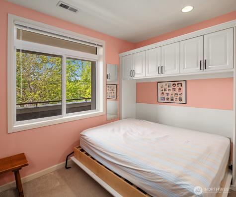 102 State Street S Kirkland WA 98033