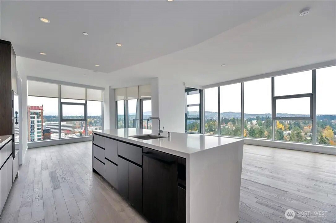 188 Bellevue Way NE Bellevue WA 98004