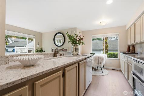 4222 144th Lane SE Bellevue WA 98006