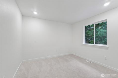 24237 13th Avenue SE Bothell WA 98021