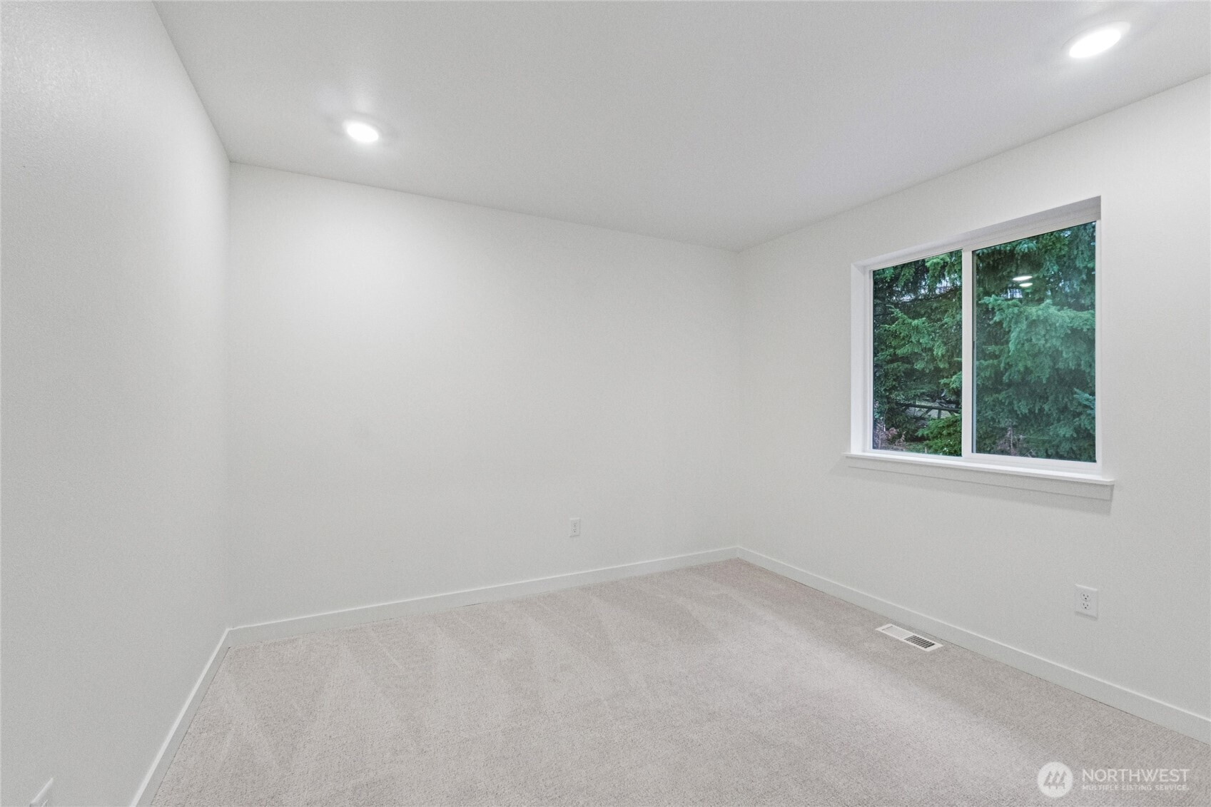 24237 13th Avenue SE Bothell WA 98021