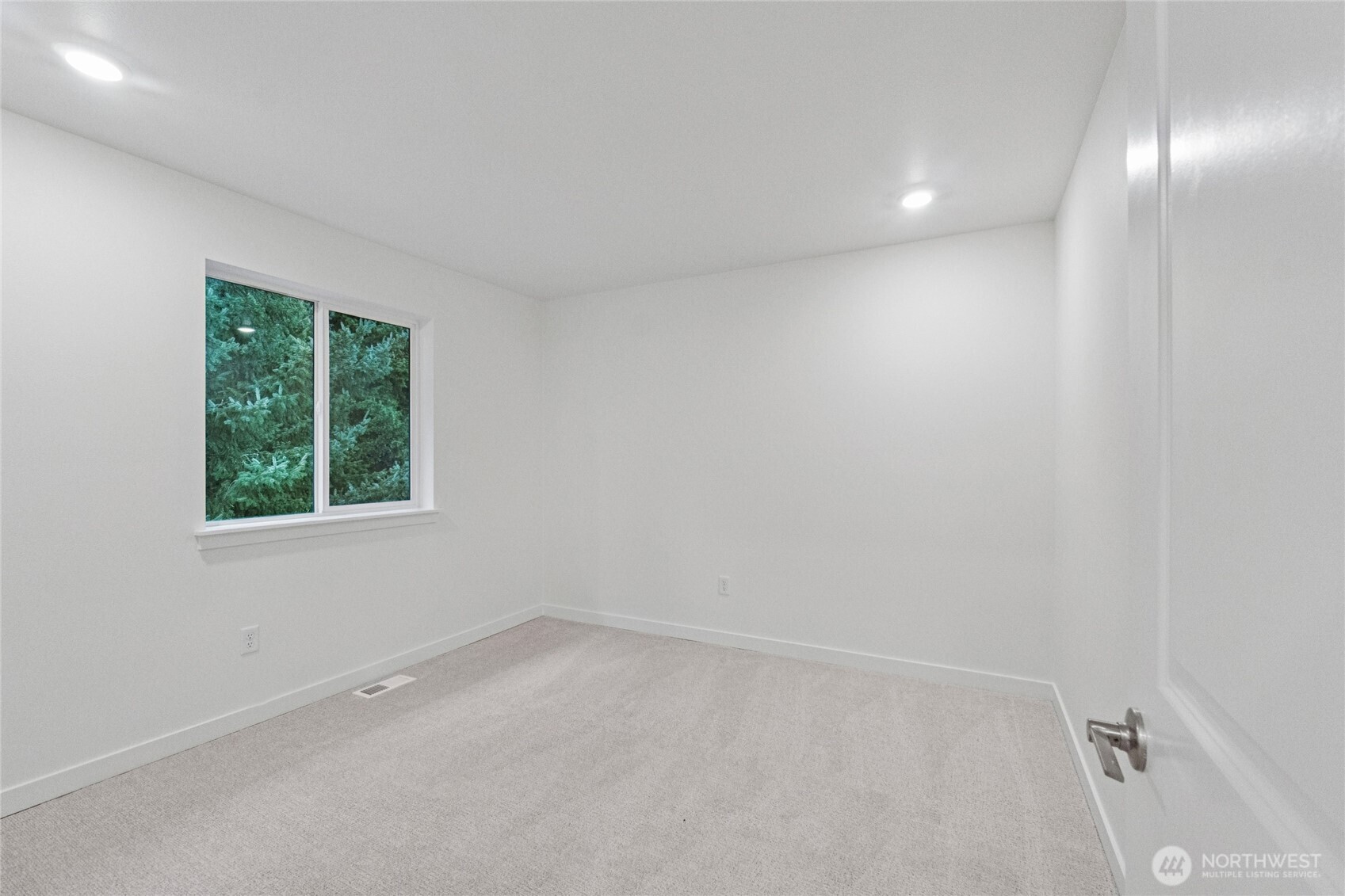 24237 13th Avenue SE Bothell WA 98021