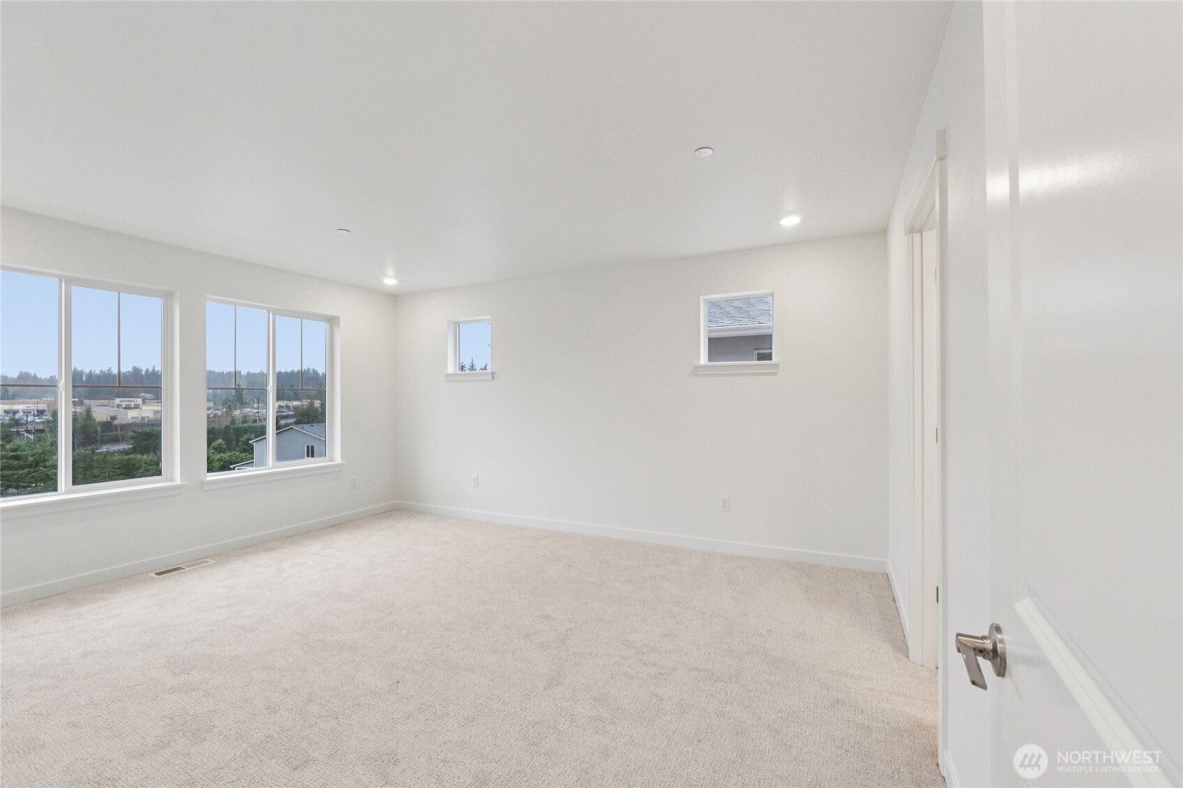 24237 13th Avenue SE Bothell WA 98021
