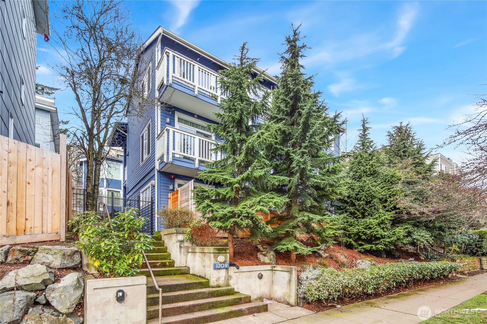 1709 18th Avenue Seattle WA 98122