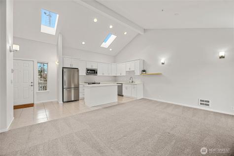 1709 18th Avenue Seattle WA 98122
