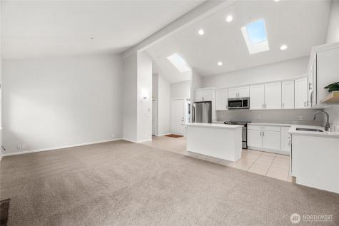 1709 18th Avenue Seattle WA 98122