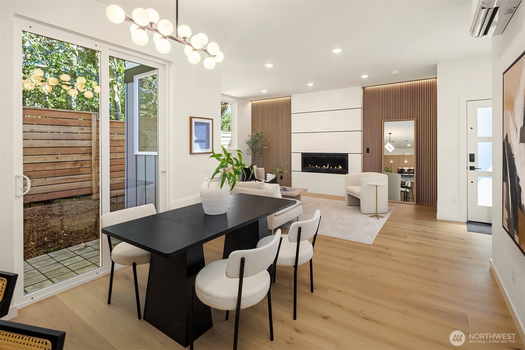 7330 25th Avenue NW Seattle WA 98117