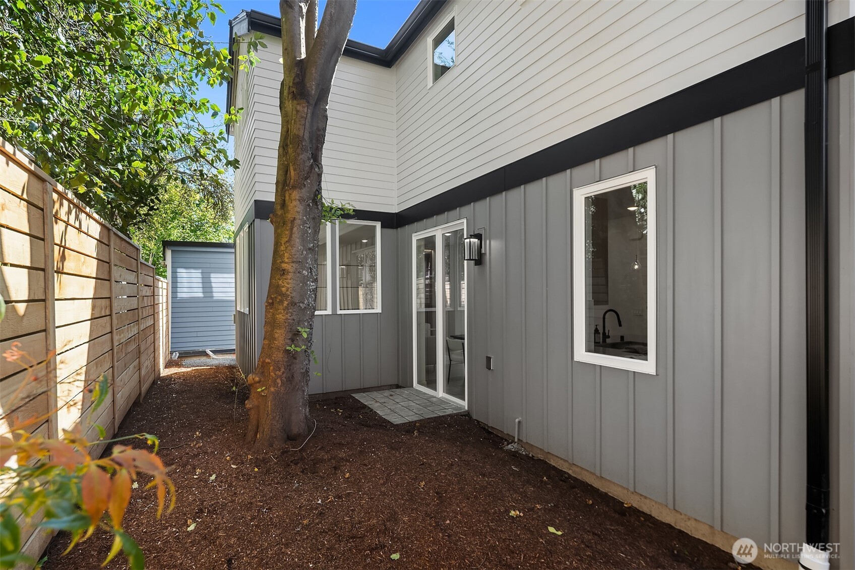 7330 25th Avenue NW Seattle WA 98117