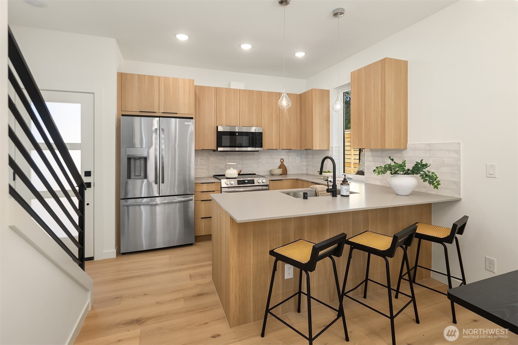 7330 25th Avenue NW Seattle WA 98117