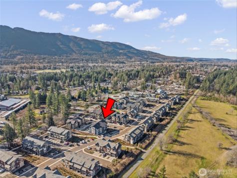 1970 SE 12th Court North Bend WA 98045
