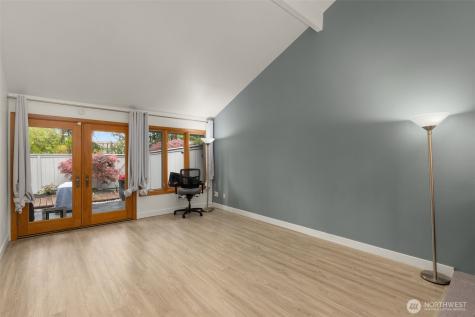 14226 NE 2nd Place Bellevue WA 98007