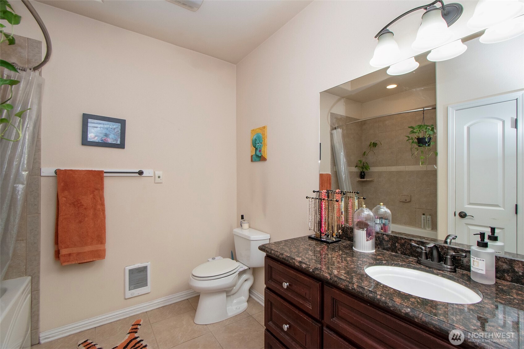 2615 Peach Court Port Angeles WA 98363