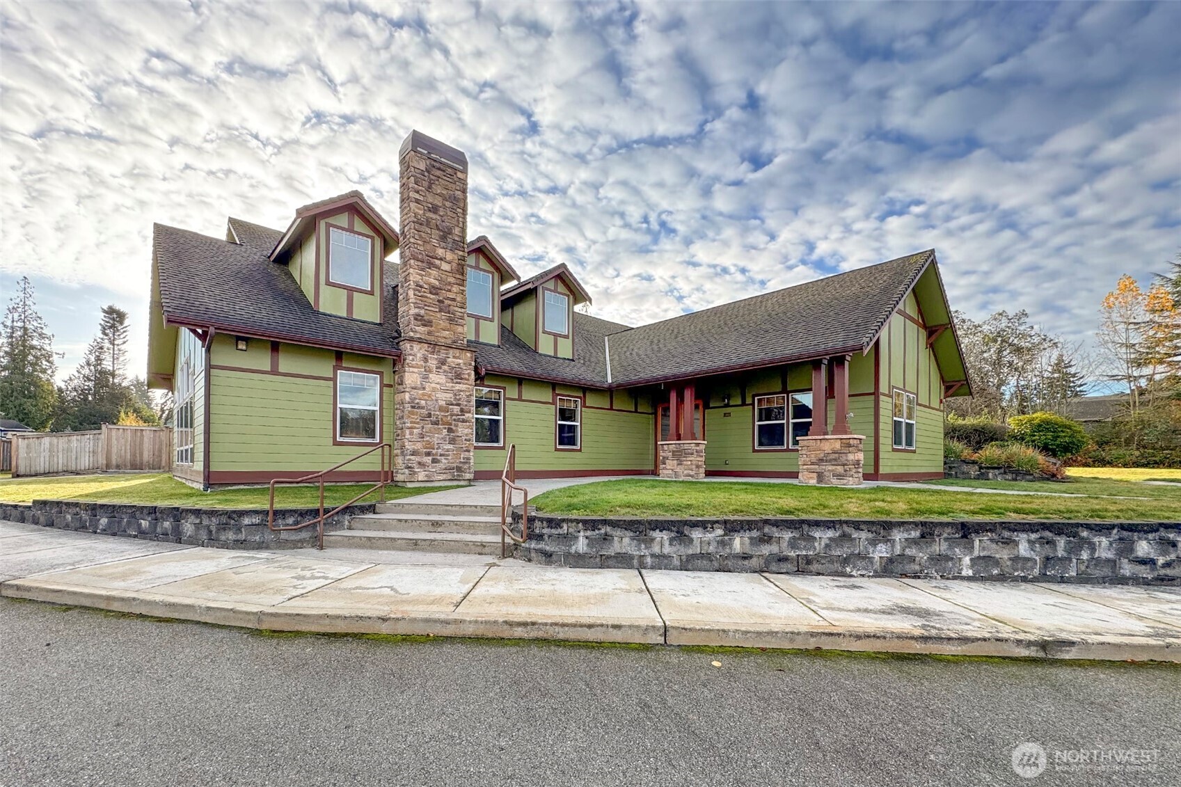 2615 Peach Court Port Angeles WA 98363