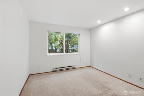 4811 Phinney Avenue N Seattle WA 98103