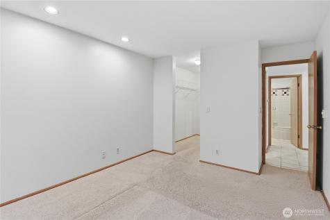 4811 Phinney Avenue N Seattle WA 98103