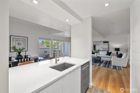 1401 5th Avenue W Seattle WA 98119