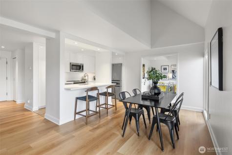 1401 5th Avenue W Seattle WA 98119