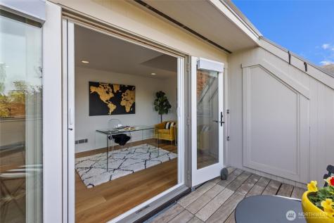 1401 5th Avenue W Seattle WA 98119