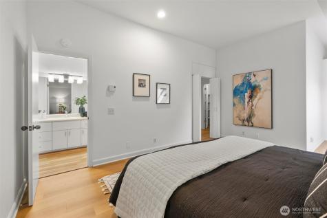 1401 5th Avenue W Seattle WA 98119