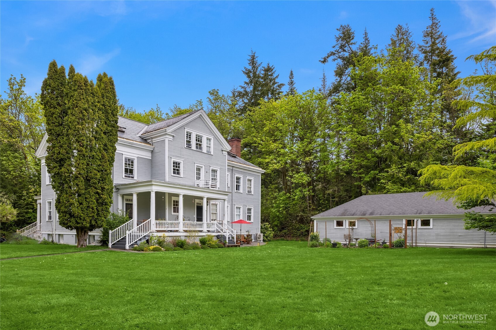 2213 NE Victorian Lane Bainbridge Island WA 98110